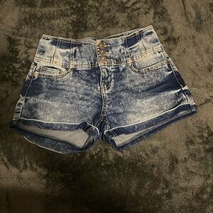 jean short shorts